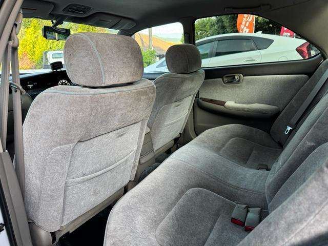 1998 Nissan LAUREL — миниатюра 27