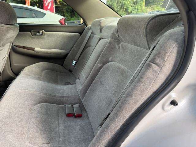 1998 Nissan LAUREL — миниатюра 29