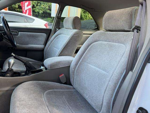 1998 Nissan LAUREL — миниатюра 31