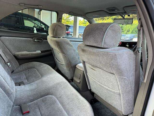 1998 Nissan LAUREL — миниатюра 34