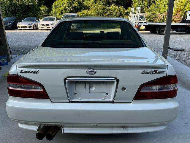 1998 Nissan LAUREL 照片 6