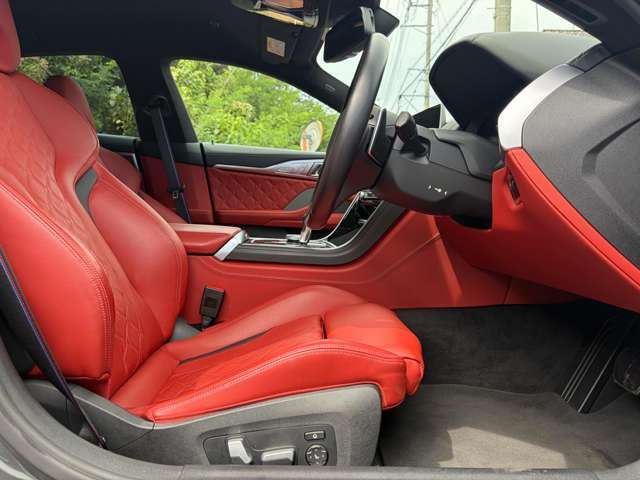2021 BMW M8 GRAN COUPE 缩略图 25