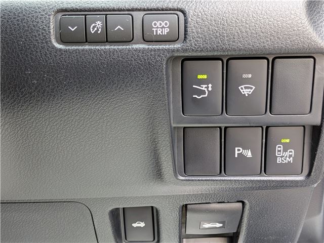 صورة مصغرة 31 لـ 2015 Lexus RC F