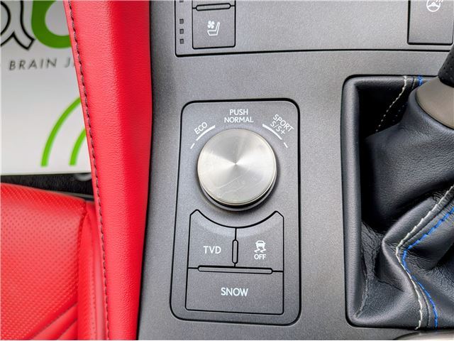 صورة مصغرة 33 لـ 2015 Lexus RC F
