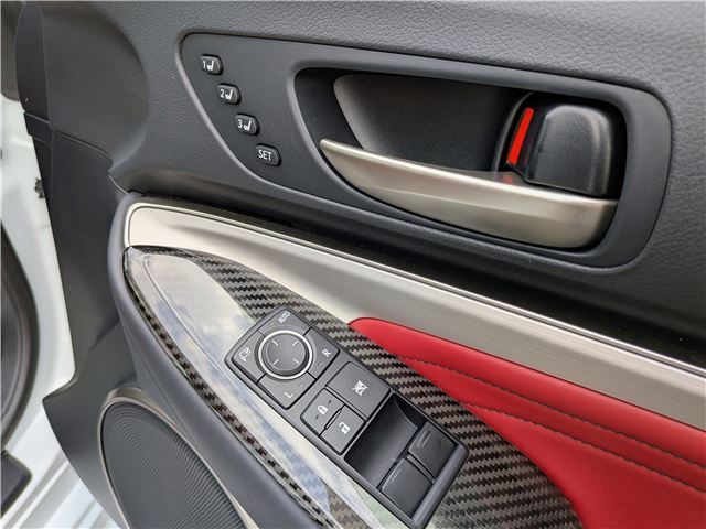 صورة مصغرة 47 لـ 2015 Lexus RC F