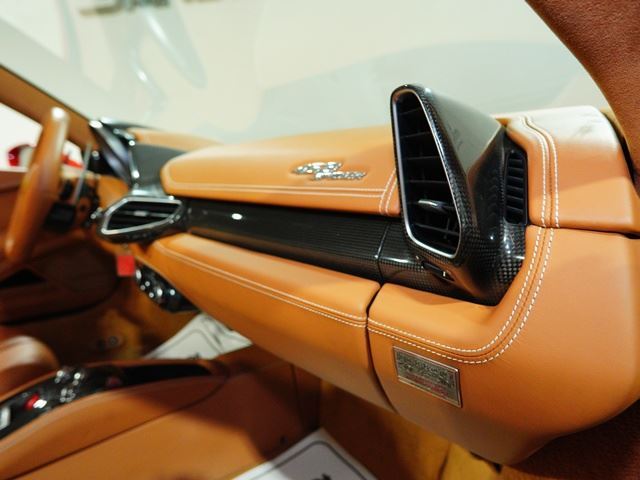 صورة مصغرة 20 لـ 2012 Ferrari 458 SPIDER