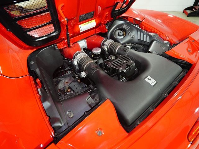 صورة مصغرة 28 لـ 2012 Ferrari 458 SPIDER