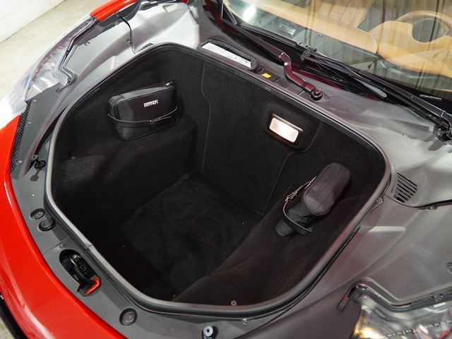 صورة مصغرة 29 لـ 2012 Ferrari 458 SPIDER