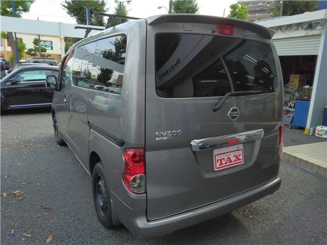 2009 Nissan NV200 VANETTE VAN photo 2
