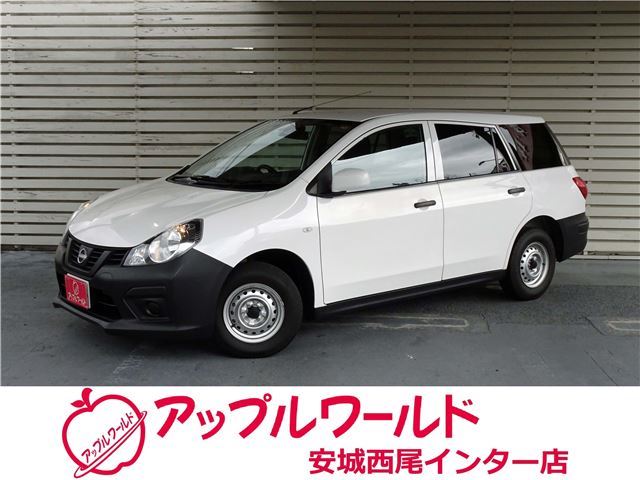 2023 Nissan AD — фото 1