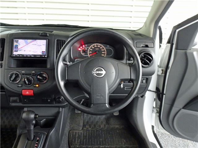 2023 Nissan AD — миниатюра 16