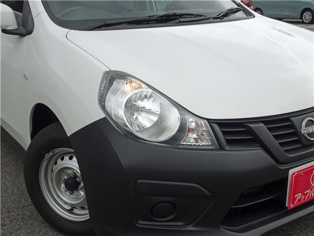 2023 Nissan AD — фото 10