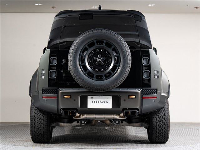 صورة 5 لـ 2025 LAND Rover DEFENDER