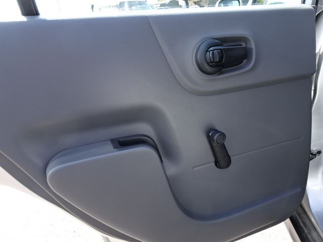 صورة مصغرة 31 لـ 2019 Nissan NV150AD