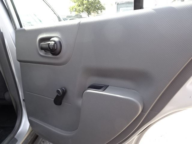 صورة مصغرة 32 لـ 2019 Nissan NV150AD