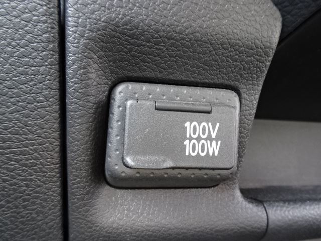 صورة مصغرة 41 لـ 2019 Nissan NV150AD