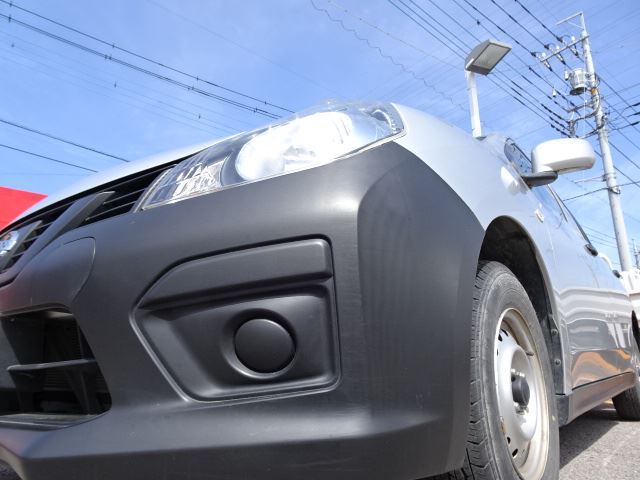 صورة مصغرة 53 لـ 2019 Nissan NV150AD