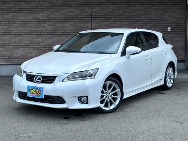 2011 Lexus CT — фото 1