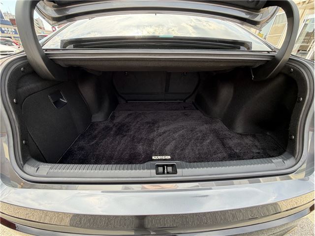 صورة مصغرة 14 لـ 2022 Lexus IS