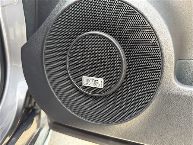 صورة مصغرة 30 لـ 2022 Lexus IS