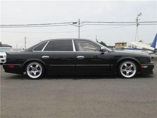 صورة 8 لـ 1994 Nissan PRESIDENT
