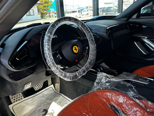 صورة مصغرة 15 لـ 2025 Ferrari 12CILINDRI