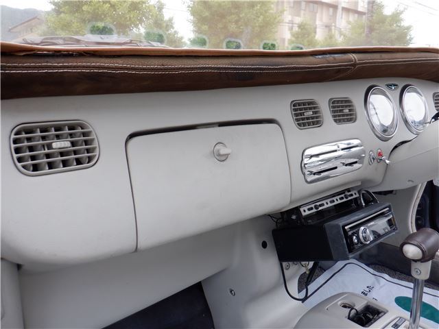 1991 Nissan FIGARO — миниатюра 16