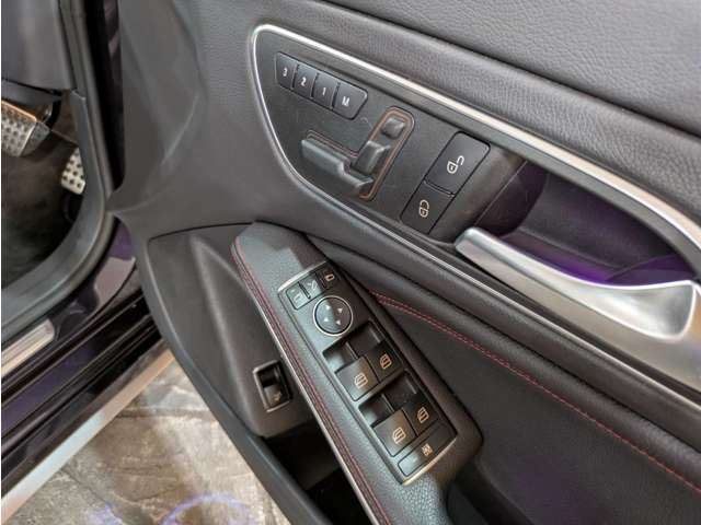 صورة مصغرة 32 لـ 2016 Mercedes-BENZ CLA-CLASS AMG