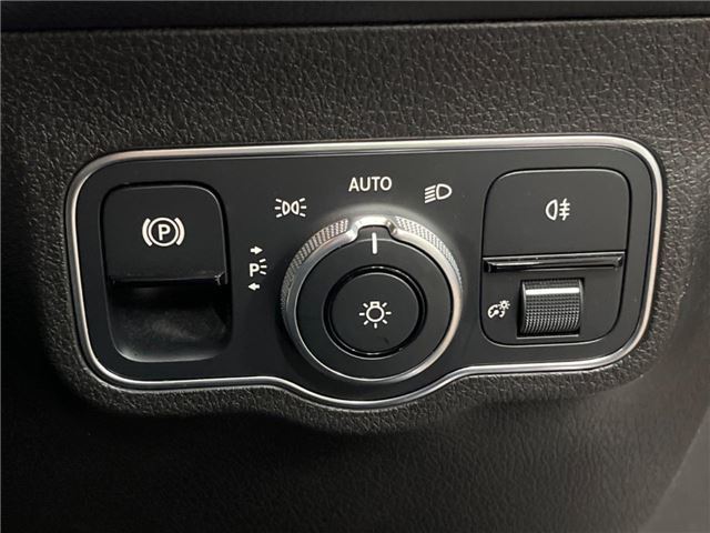 2020 Mercedes-BENZ GLB 缩略图 21