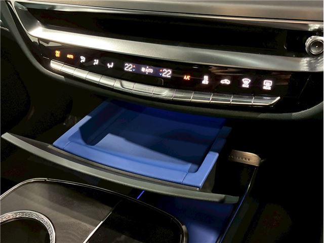 2025 Cadillac LYRIQ — миниатюра 41