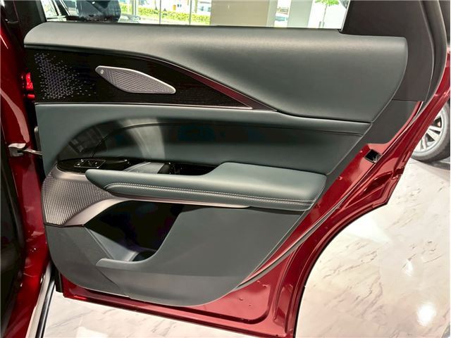 2025 Cadillac LYRIQ — миниатюра 57
