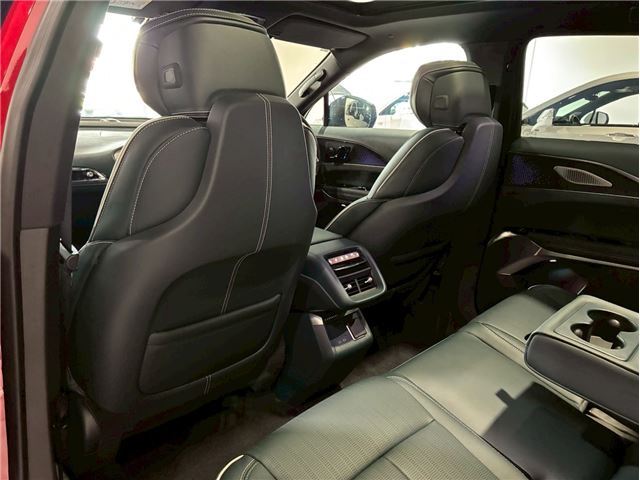 2025 Cadillac LYRIQ — миниатюра 58