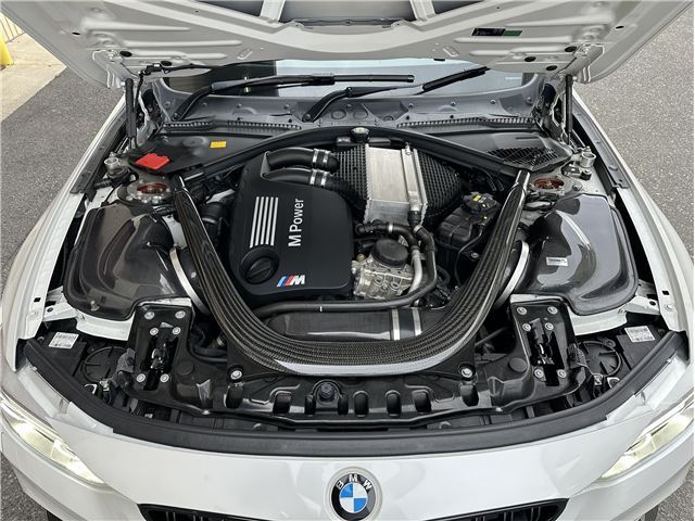 صورة مصغرة 12 لـ 2015 BMW M4