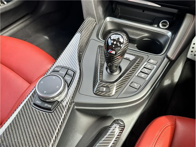 صورة مصغرة 31 لـ 2015 BMW M4