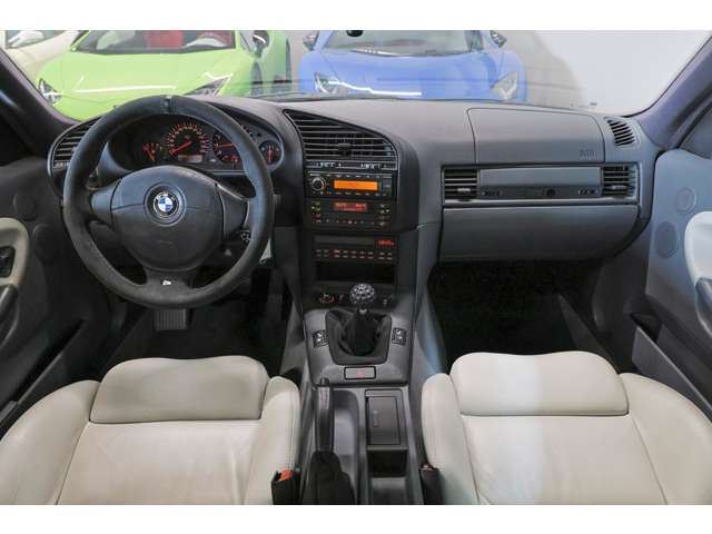صورة مصغرة 26 لـ 1996 BMW M3