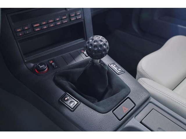 صورة مصغرة 34 لـ 1996 BMW M3