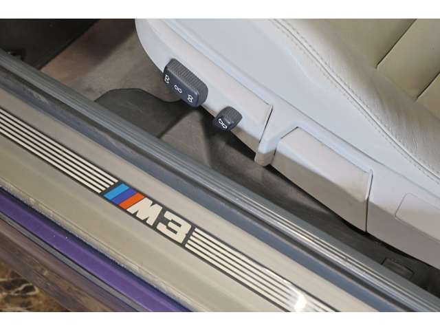 صورة مصغرة 62 لـ 1996 BMW M3
