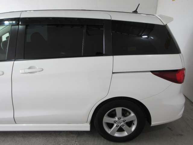 2011 Nissan LAFESTA 照片 3