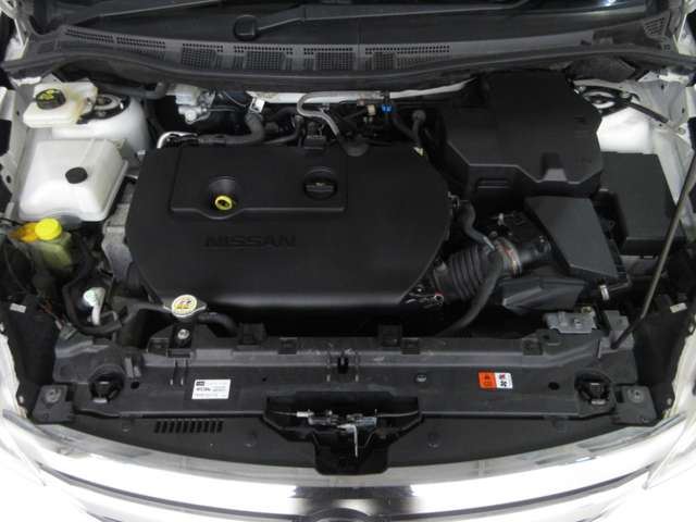 2011 Nissan LAFESTA — миниатюра 16