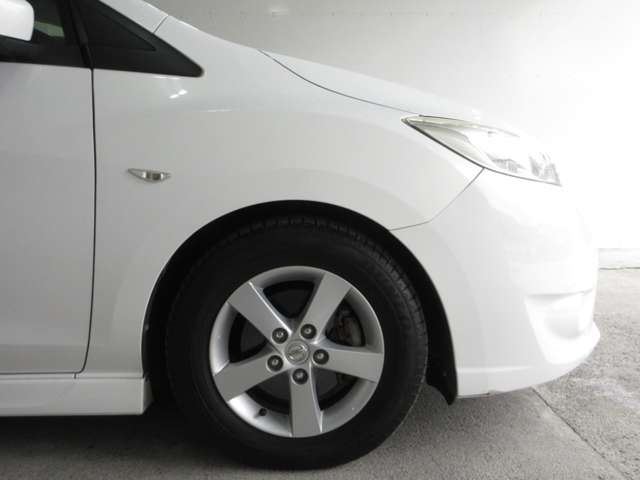 2011 Nissan LAFESTA — миниатюра 19
