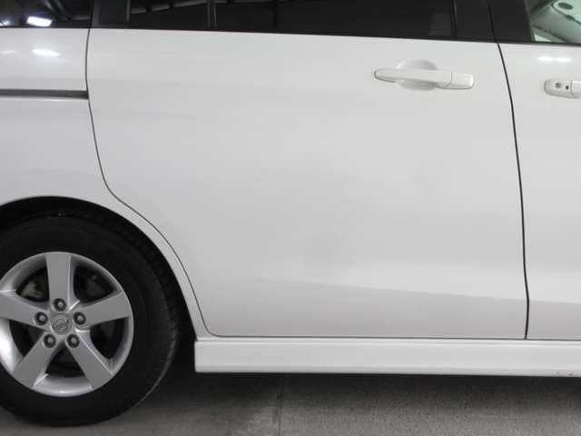 2011 Nissan LAFESTA — миниатюра 21