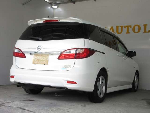 2011 Nissan LAFESTA — миниатюра 24