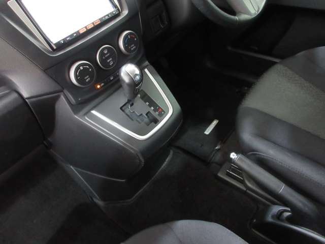 2011 Nissan LAFESTA — миниатюра 54