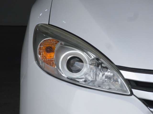 2011 Nissan LAFESTA — миниатюра 57