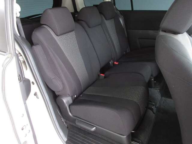 2011 Nissan LAFESTA 照片 10