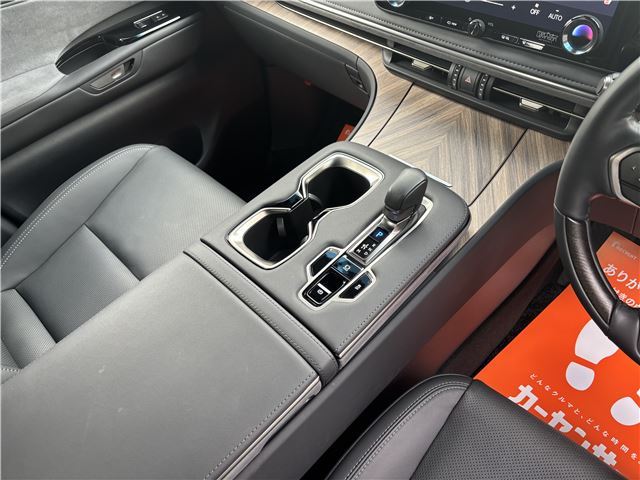 صورة مصغرة 44 لـ 2024 Lexus LM