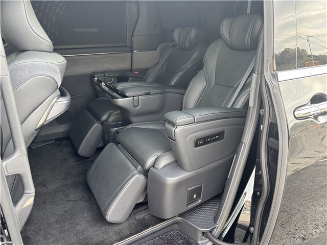 صورة مصغرة 63 لـ 2024 Lexus LM