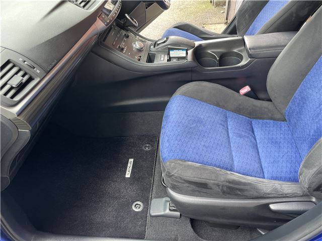 2011 Lexus CT 缩略图 32