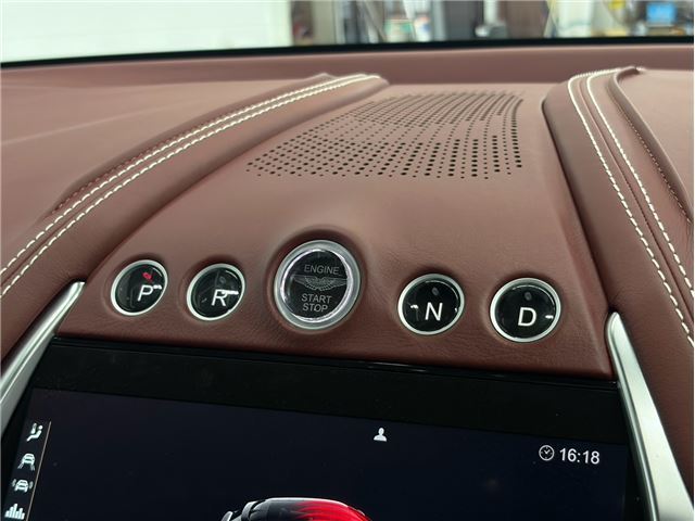 2021 Aston Martin DBX — миниатюра 12