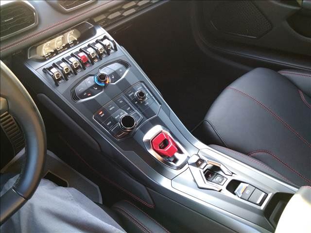 2015 Lamborghini HURACAN — миниатюра 15